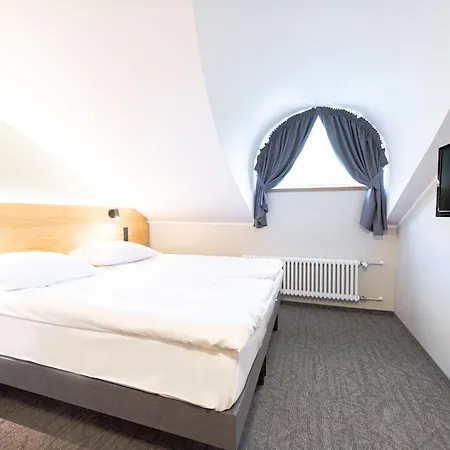 Rija Old Town 酒店 3*