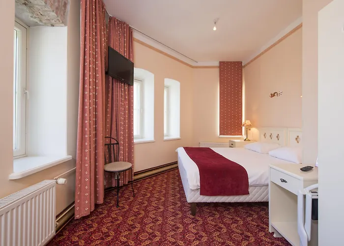 Hotel Rija Old Town 3*